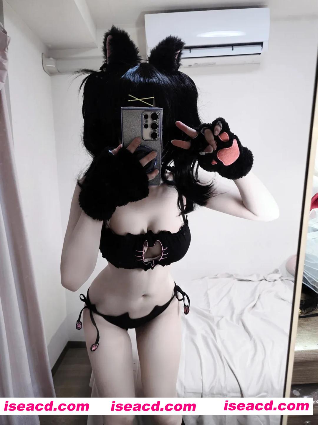 『套图』圆脸眼镜娘 – cocopie[1V 512MB]