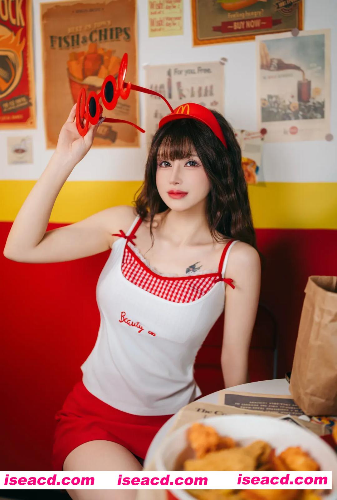 『套图』麦门打工日记 – 鹿八岁baby[17P 144MB]